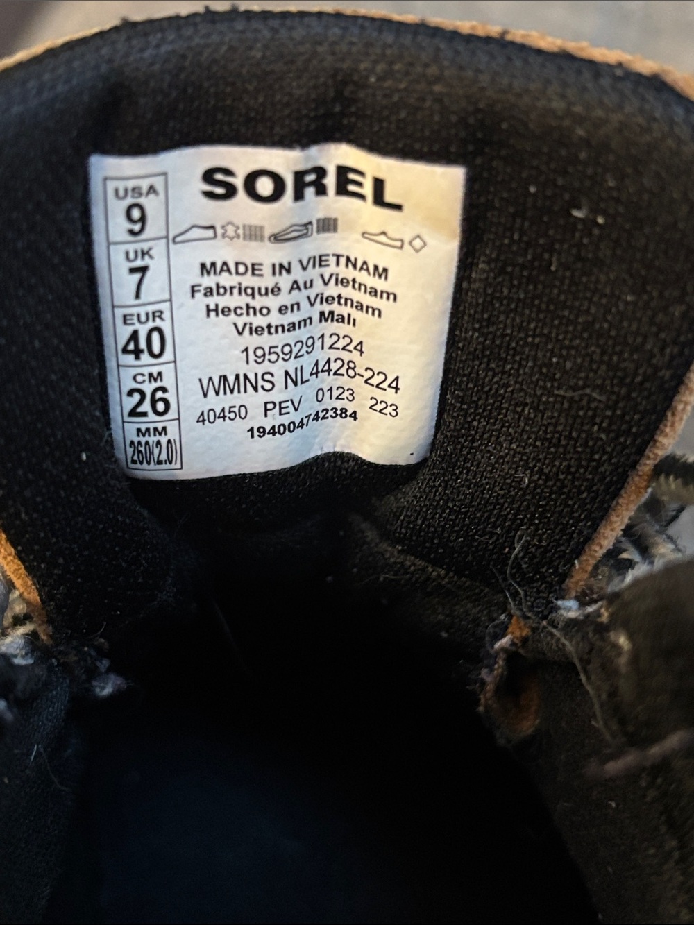 Sorel Women's Black and Brown Insulated Lace-Up Boots - Picture 6 of 7